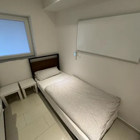Apartment Mk 2 Wifi - Kostenlose Parkplaetze - In 5 Minuten In Der Stadt