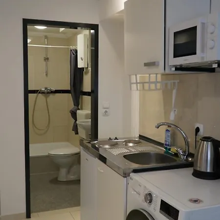 Apartment Mk 2 Wifi - Kostenlose Parkplaetze - In 5 Minuten In Der Stadt